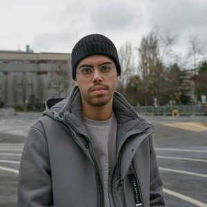 Meet your Posher, Carlos